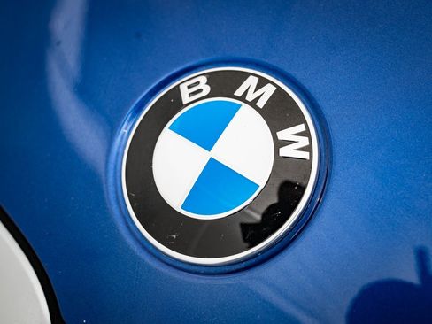 Used 2023 BMW 330i xDrive Sedan w/ M Sport Package image 3