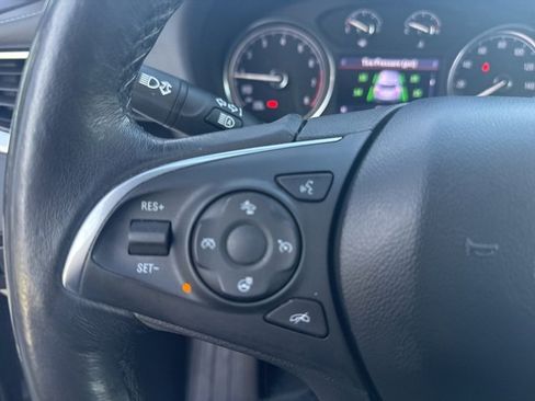 Used 2020 Buick Enclave Premium w/ Sun and Sites Package image 11