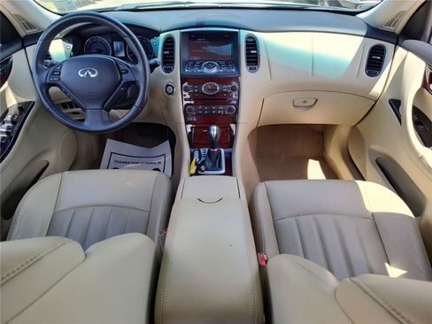 Used 2017 INFINITI QX50 2WD w/ Deluxe Touring Package image 21