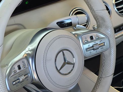 Used 2019 Mercedes-Benz S 560 4MATIC Coupe image 36