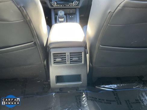 Used 2023 Mitsubishi Outlander SE image 40