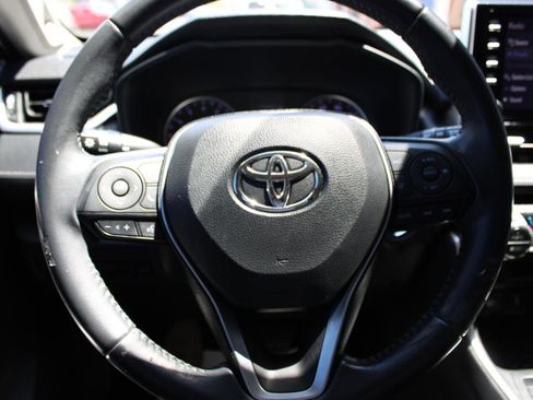 Used 2019 Toyota RAV4 XLE Premium w/ All Weather Liner Package AWD/4WD image 18