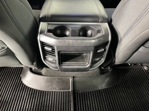 Used 2021 RAM 1500 Big Horn AWD/4WD image 38