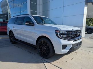 New 2026 Ford Expedition Platinum w/ Stealth Performance Package AWD/4WD video 2