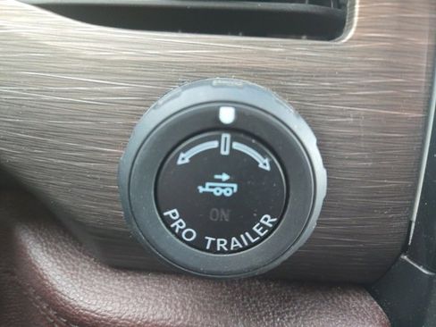 Used 2023 Ford Expedition Limited image 33