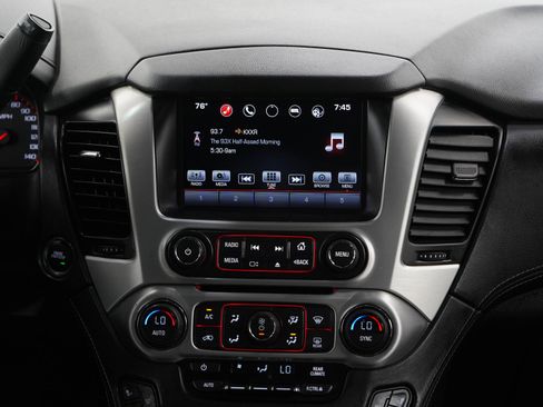 Used 2016 GMC Yukon SLT w/ Open Road Package AWD/4WD image 16
