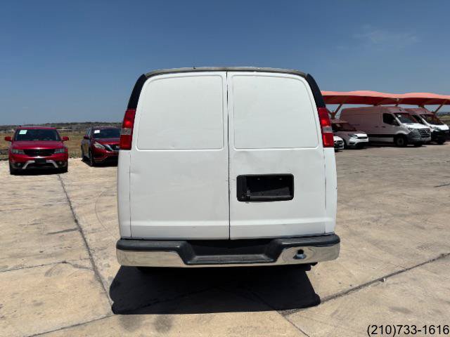 Used 2019 Chevrolet Express 3500 Extended w/ Driver Convenience Package RWD image 6