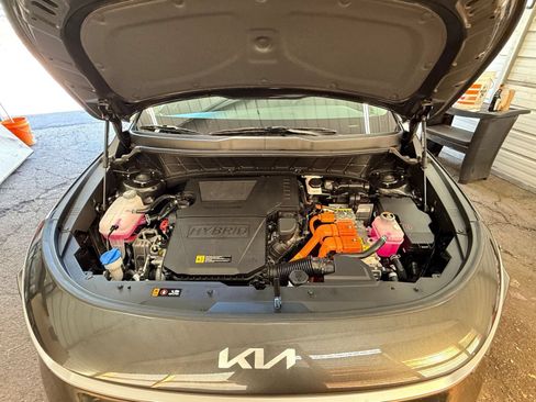 Used 2026 Kia Niro LX FWD image 29