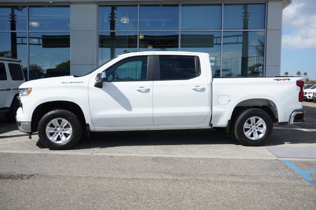 Used 2025 Chevrolet Silverado 1500 LT AWD/4WD image 5