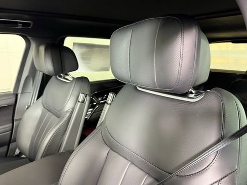 New 2025 Land Rover Range Rover Long Wheelbase Autobiography image 12