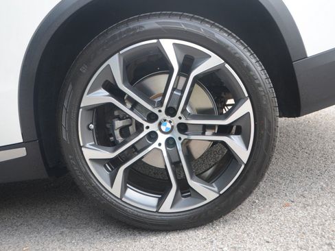Used 2023 BMW X5 sDrive40i w/ Premium Package RWD image 24