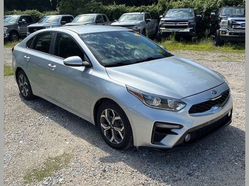 Used 2019 Kia Forte LXS FWD image 1