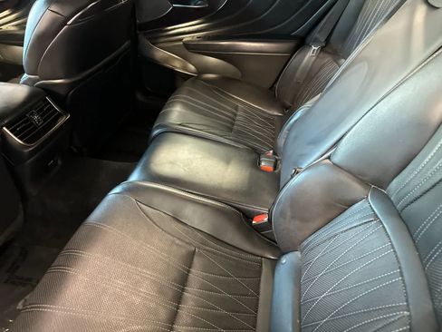 Used 2020 Lexus LS 500h w/ Luxury Package RWD image 5