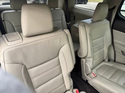 Used 2018 GMC Acadia Denali image 34