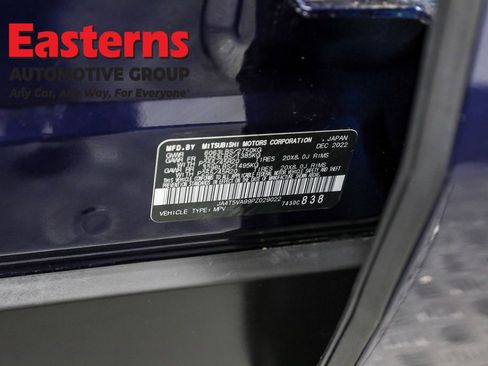 Used 2023 Mitsubishi Outlander SEL image 35