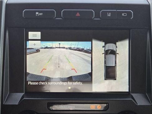 Certified 2022 Ford F250 XLT w/ XLT Value Package image 19