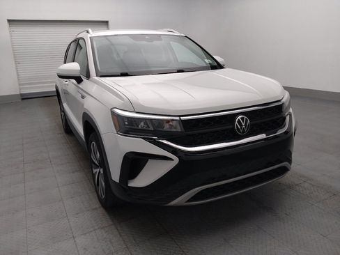 Used 2023 Volkswagen Taos SE FWD image 13