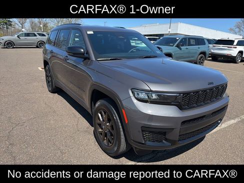 Certified 2025 Jeep Grand Cherokee L Laredo AWD/4WD image 2