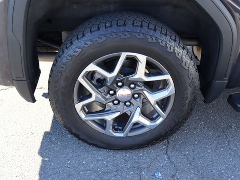 Certified 2024 GMC Sierra 1500 SLT w/ SLT Premium Plus Package image 40