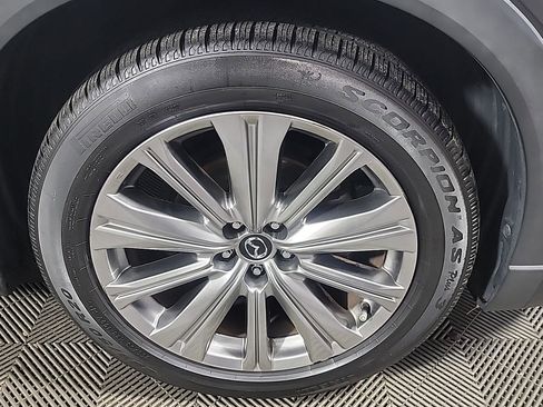 Used 2021 MAZDA CX-9 Signature image 3