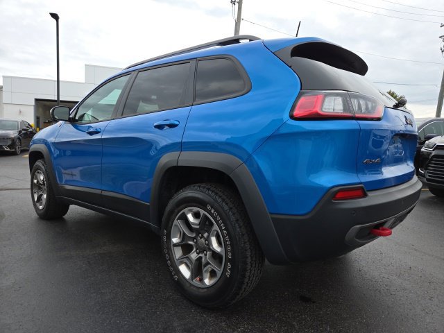 Used 2019 Jeep Cherokee Trailhawk w/ Cold Weather Group AWD/4WD image 5