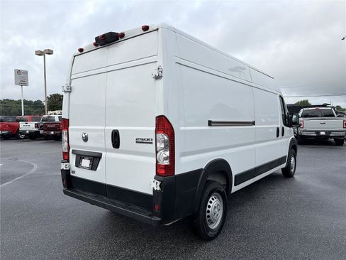Used 2025 RAM ProMaster 2500 w/ Convenience Group FWD image 5
