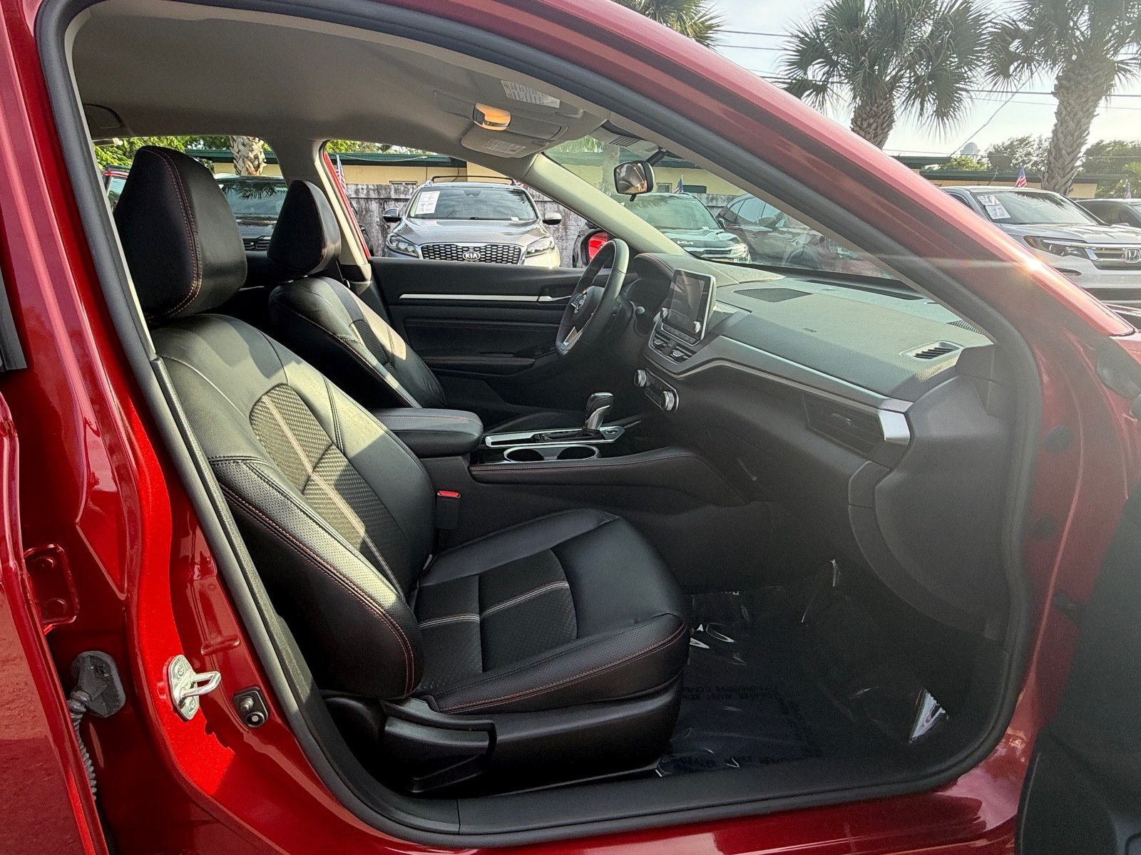 Certified 2023 Nissan Altima 2.5 SR FWD image 16