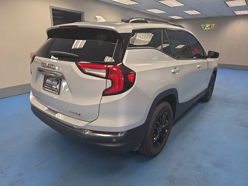 Certified 2022 GMC Terrain AT4 w/ Infotainment Package II AWD/4WD image 3
