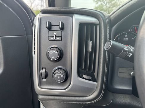 Used 2018 GMC Sierra 1500 SLE w/ SLE Value Package AWD/4WD image 23