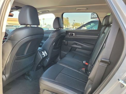 New 2026 Kia Sorento S FWD image 7