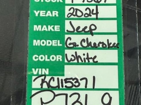 Used 2024 Jeep Grand Cherokee Limited 4xe AWD/4WD image 30