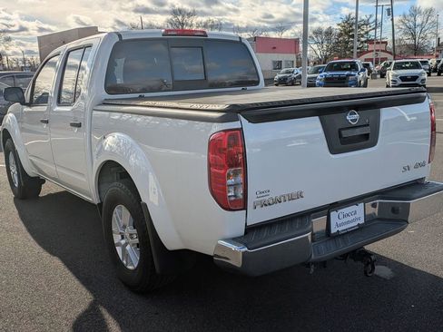 Used 2019 Nissan Frontier SV image 7