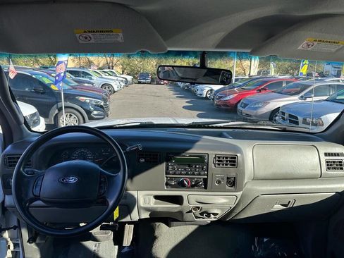 Used 2003 Ford F250 XLT image 15