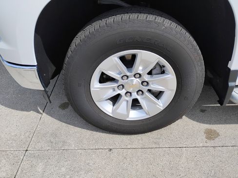 Used 2024 Chevrolet Silverado 1500 W/T w/ WT Fleet Convenience Package image 17