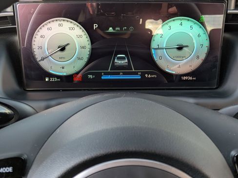 Used 2023 Hyundai Santa Cruz Limited image 17