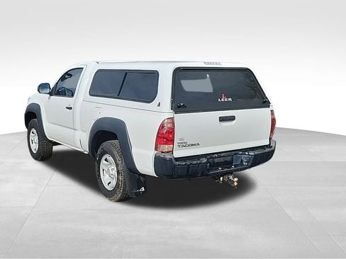 Used 2014 Toyota Tacoma Base image 8