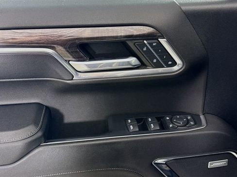 Used 2023 Chevrolet Silverado 1500 LTZ image 17