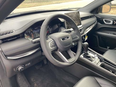 New 2026 Jeep Compass Latitude AWD/4WD image 46