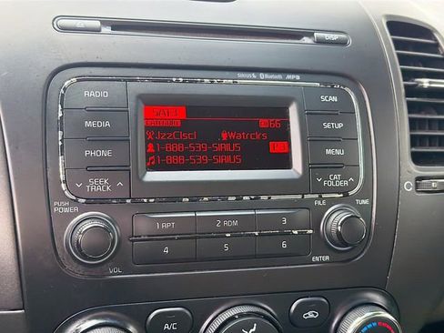 Used 2015 Kia Forte LX image 13