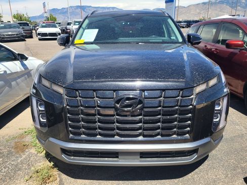 Used 2024 Hyundai Palisade Limited AWD/4WD image 3