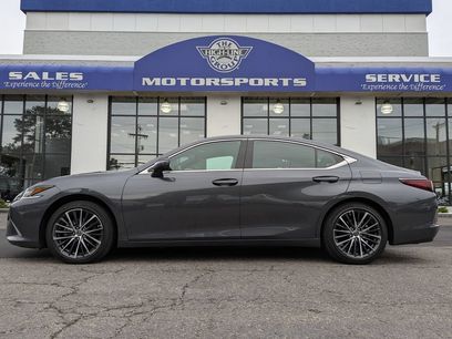 Used 2022 Lexus ES 350 w/ Premium Package