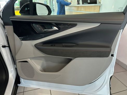 New 2026 Chevrolet Blazer EV SS image 25