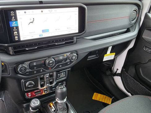 New 2026 Jeep Wrangler Unlimited Rubicon image 22