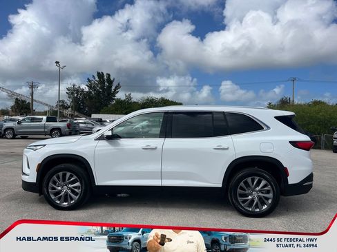 New 2026 Buick Enclave Preferred image 4