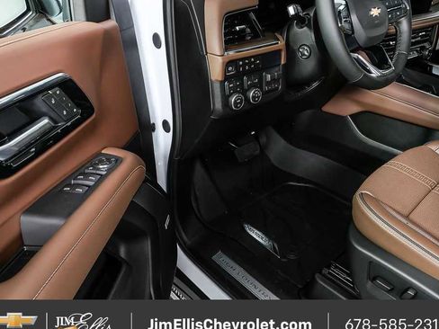 New 2026 Chevrolet Tahoe High Country AWD/4WD image 8