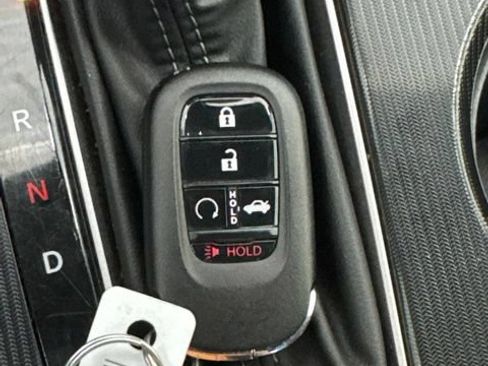 Used 2025 Honda Civic Sport image 10