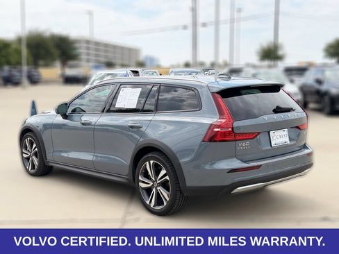 Certified 2024 Volvo V60 B5 Cross Country Plus w/ Protection Package Premier AWD/4WD image 9