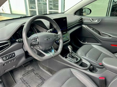 Used 2021 Hyundai Ioniq Limited FWD image 12