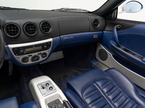 Used 2001 Ferrari 360 Spider RWD image 28