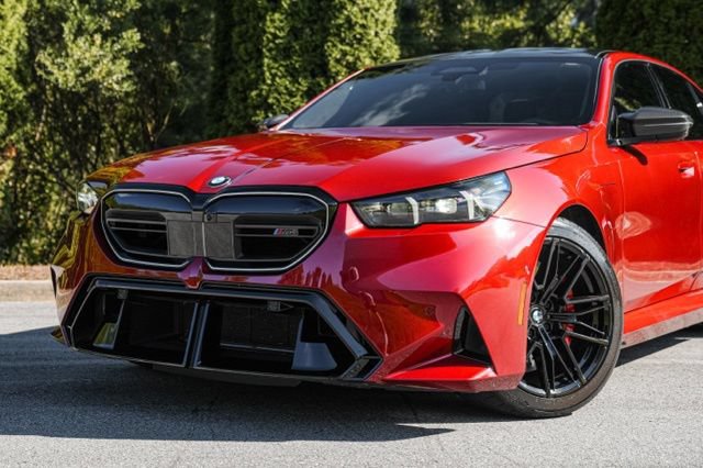 Used 2025 BMW M5 w/ Carbon Package AWD/4WD image 2